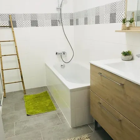 Cosyhome Site Du Futuroscope Chasseneuil-du-Poitou